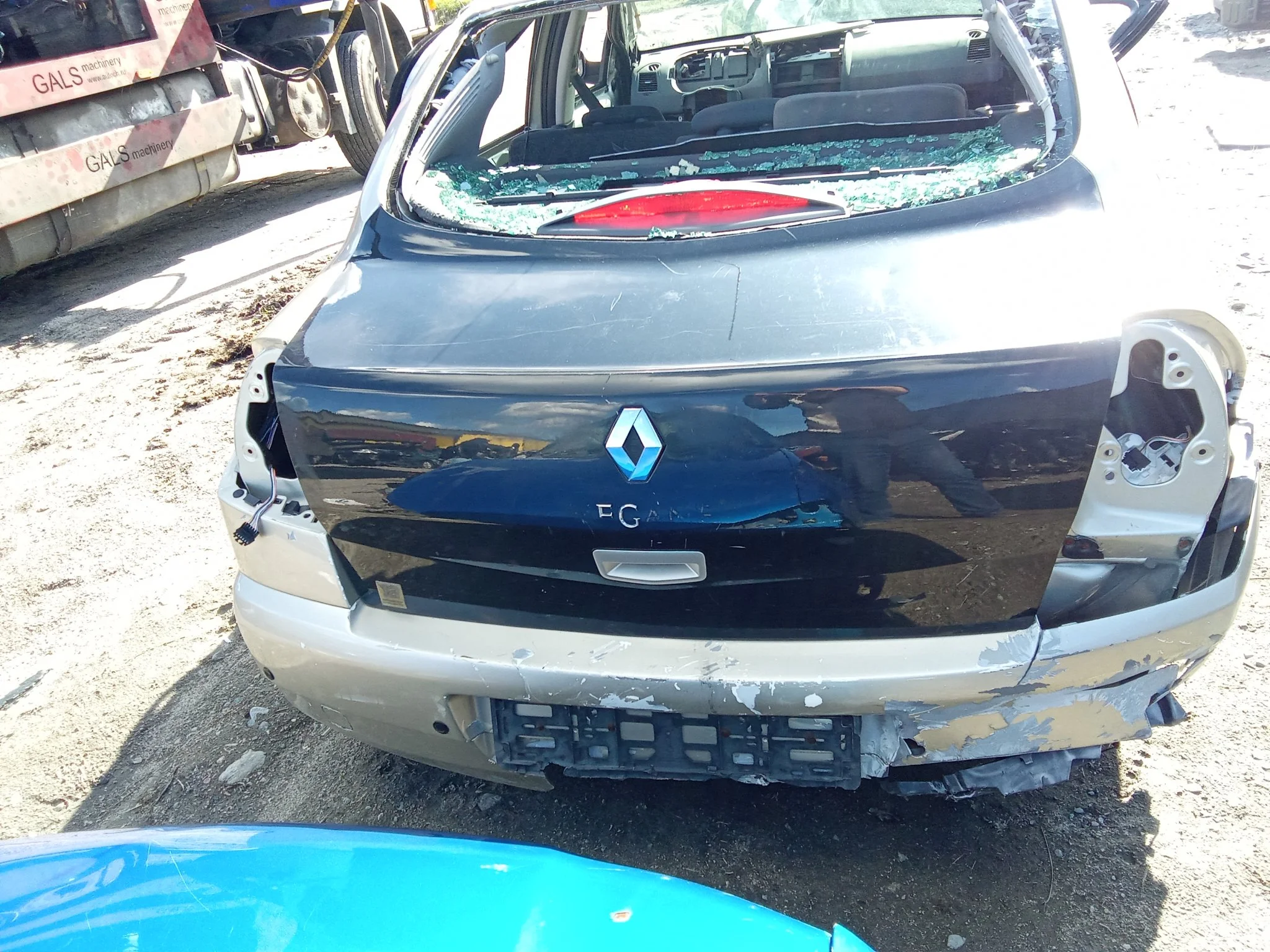 Продажа Renault Megane 1.6 (113Hp) (K4M 760) FWD MT по запчастям