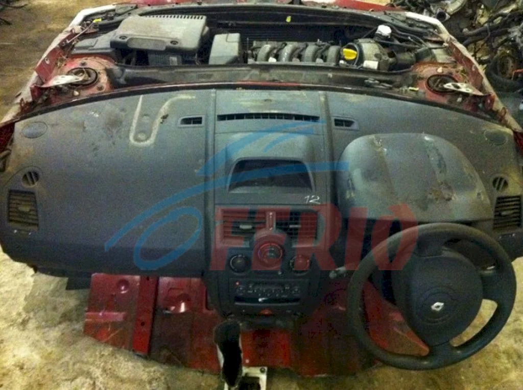 Продажа Renault Megane 1.4 (100Hp) (K4J 740) FWD MT по запчастям