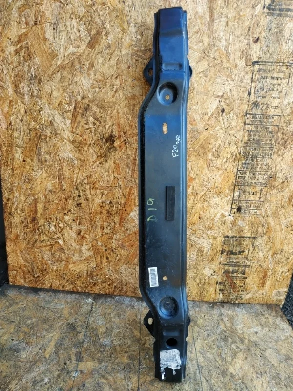 Усилитель бампера BMW F20