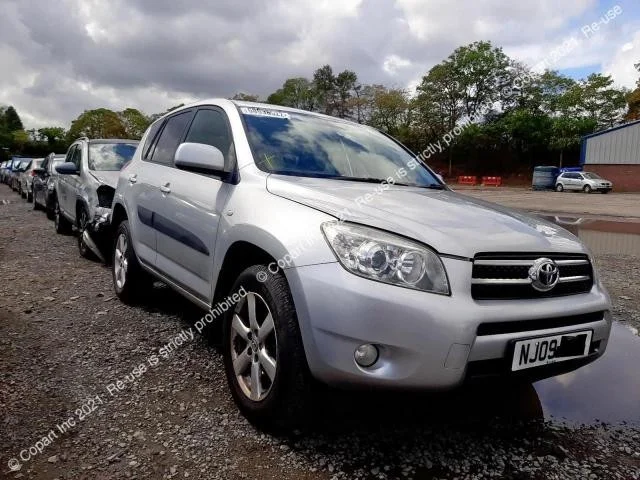 Продажа Toyota RAV4 2.0 (158Hp) (1AZ-FE) 4WD AT по запчастям
