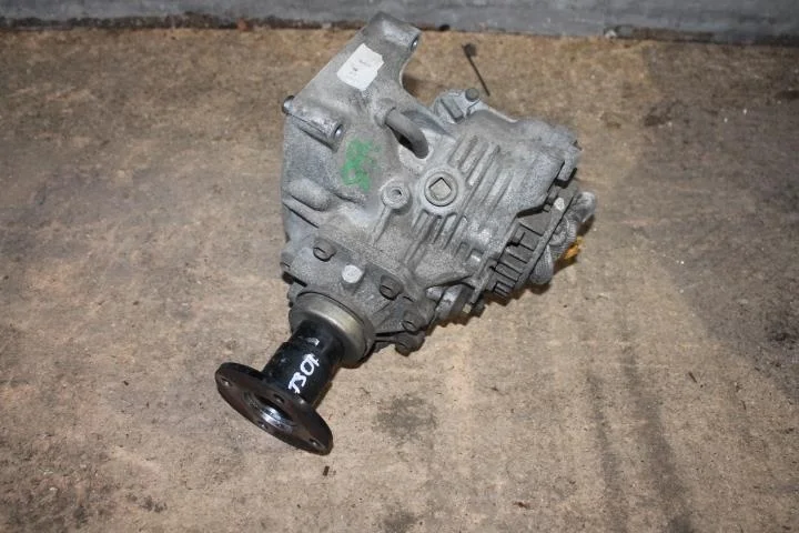 Б.у. раздаточная коробка NISSAN X-TRAIL T30 NISSAN X-TRAIL T30