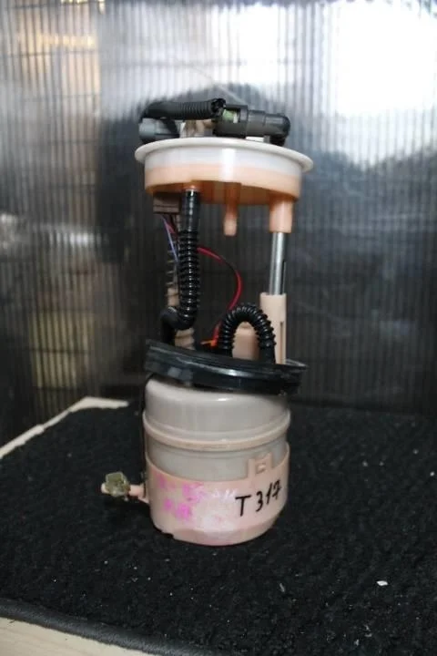 Б.у. насос топливный NISSAN X-TRAIL T31 NISSAN X-TRAIL T31