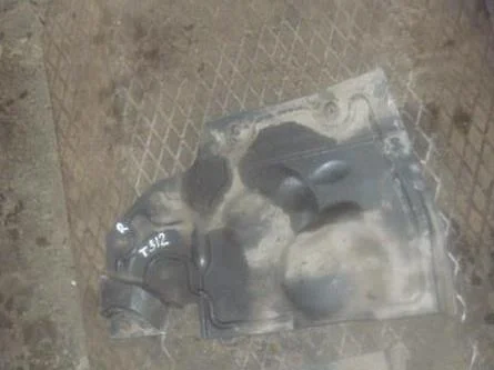 Б.у. пыльник двигателя NISSAN X-TRAIL T31 NISSAN X-TRAIL T31