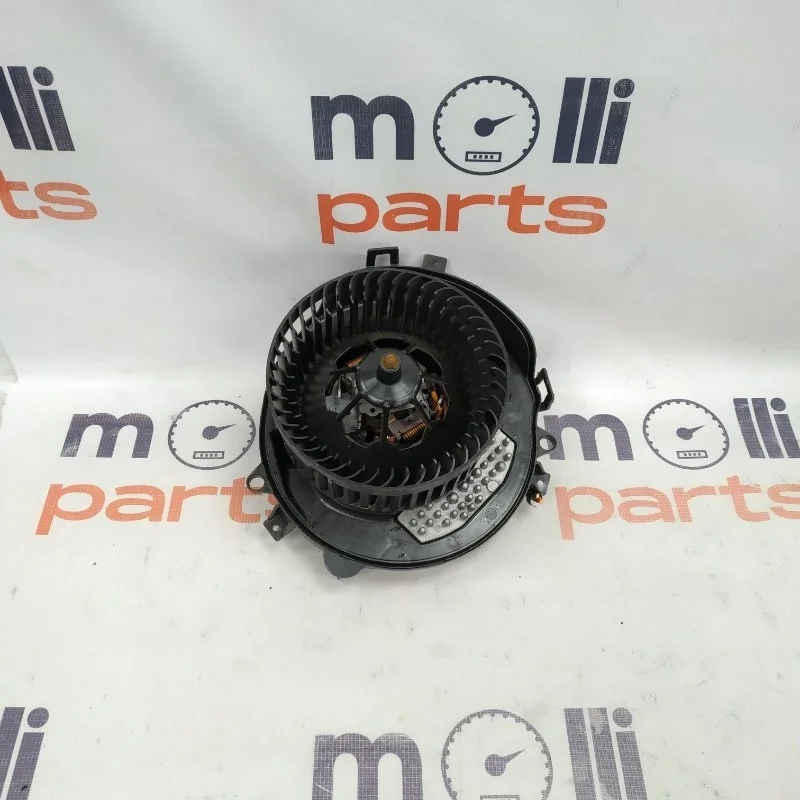 Моторчик печки Volkswagen Tiguan 2019