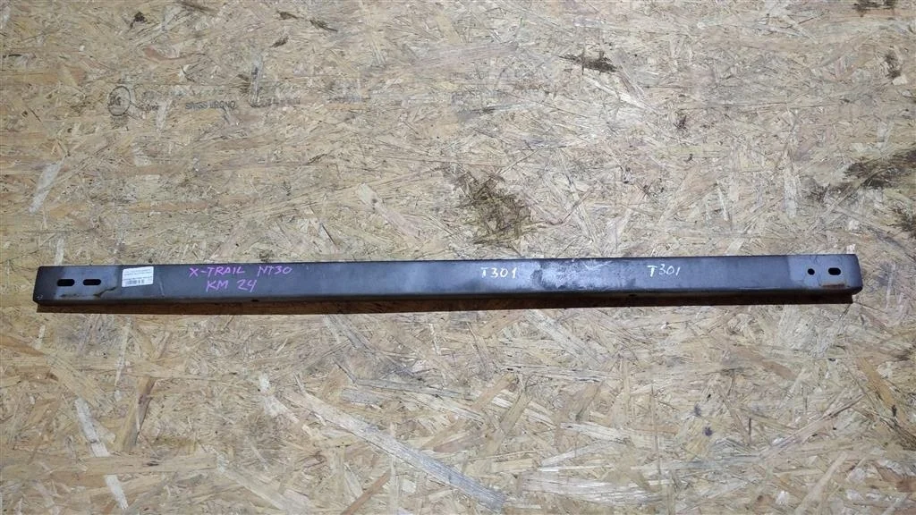 Б.у. усилитель бампера переднего NISSAN X-TRAIL T30 NISSAN X-TRAIL T30