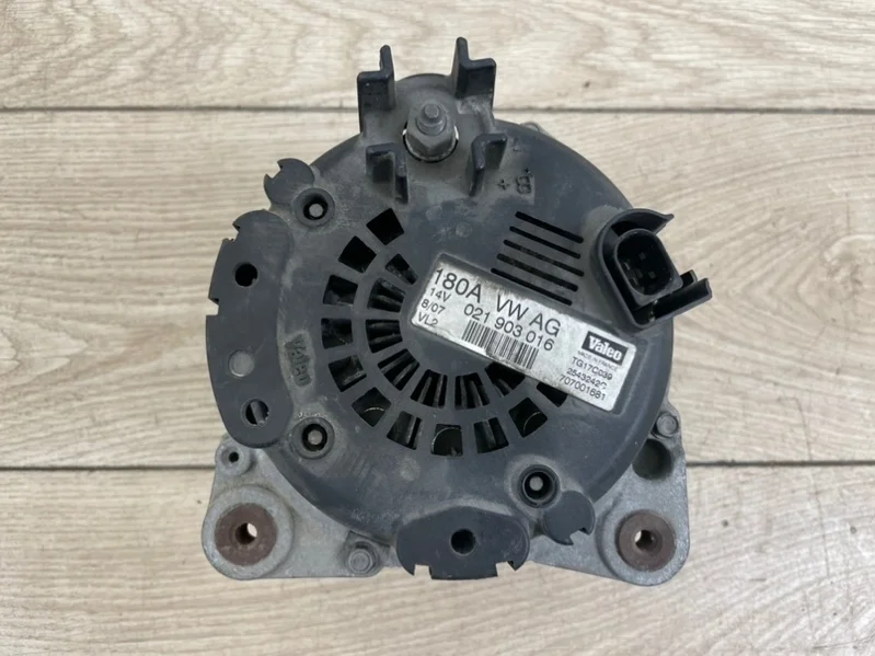 Генератор 180a VW Touareg GP -Line 2007-2010 7L