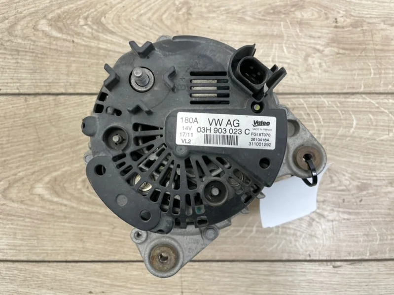 Генератор 12v / 220a VW Touareg NF 2010-2014 7P