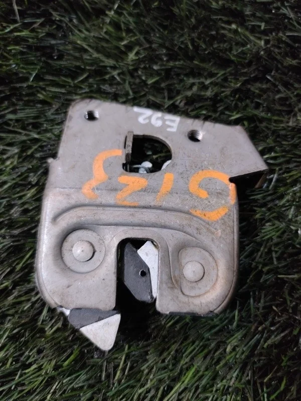 Замок сидения BMW 335xi 2012 E92