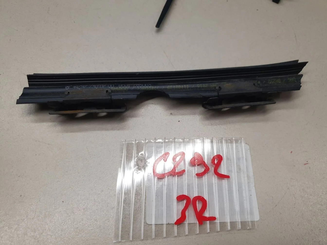 Накладка стекла задней правой двери для Mercedes GLE-klasse C292 Coupe 2015-2019