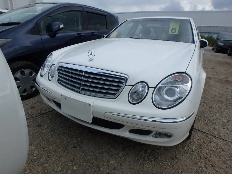 Продажа Mercedes-Benz E class 3.0 (231Hp) (272.944) 4WD AT по запчастям