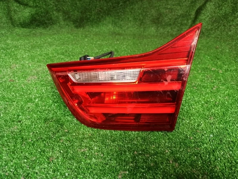 Фонарь в крышку багажника BMW F32