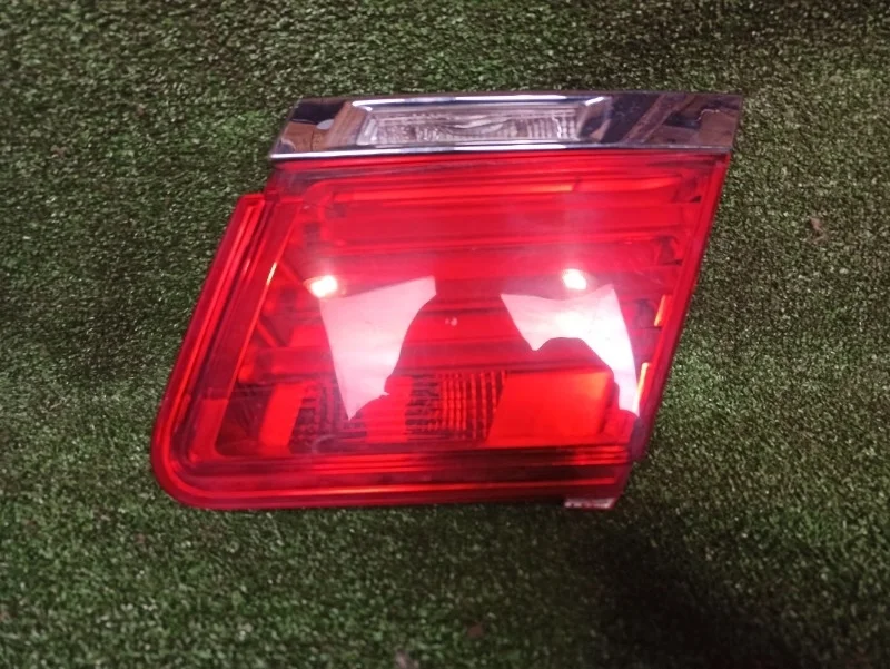 Фонарь в крышку багажника BMW F02