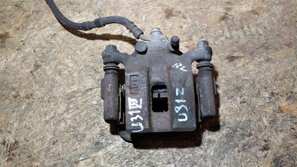 Б.у. суппорт NISSAN PRESAGE U31 NISSAN PRESAGE U31