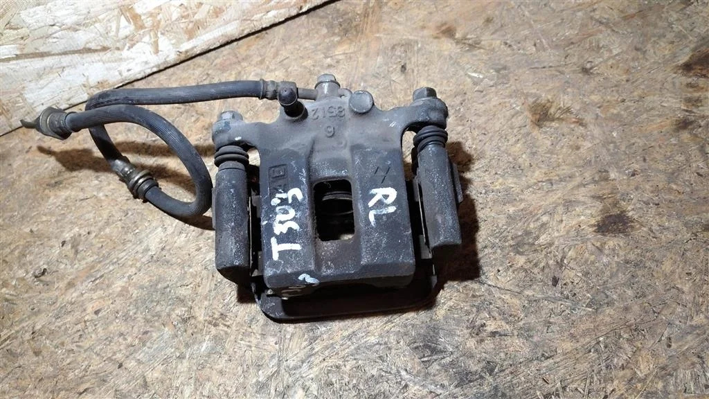 Б.у. суппорт NISSAN X-TRAIL T30 NISSAN X-TRAIL T30