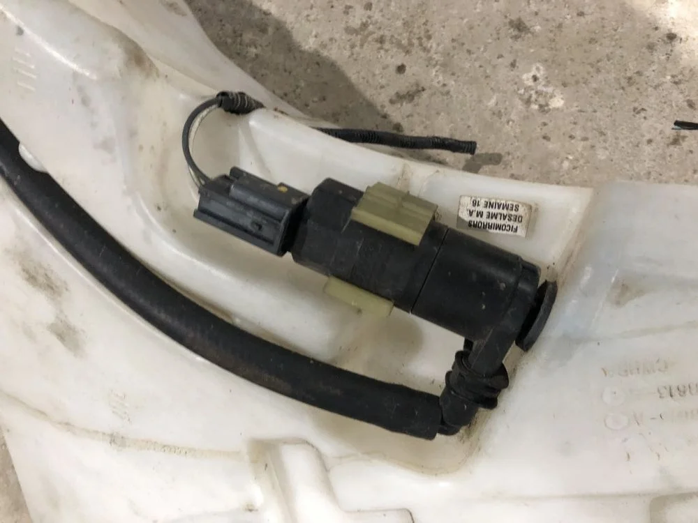 моторчик омывателя фар jaguar XF