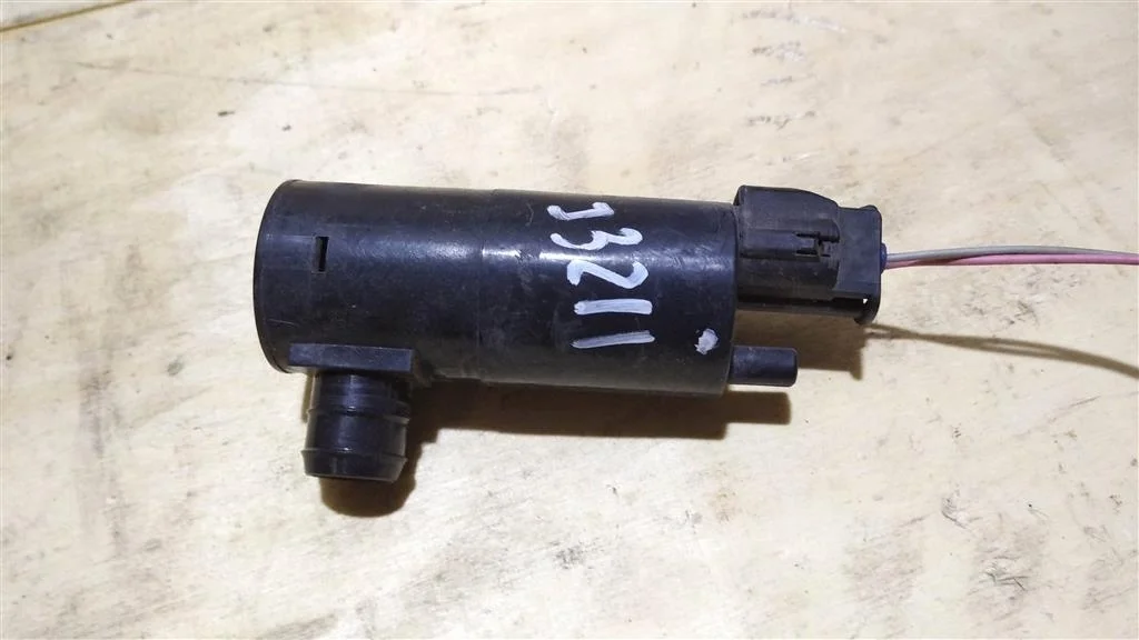 Б.у. насос омывателя NISSAN TEANA J32 NISSAN TEANA J32