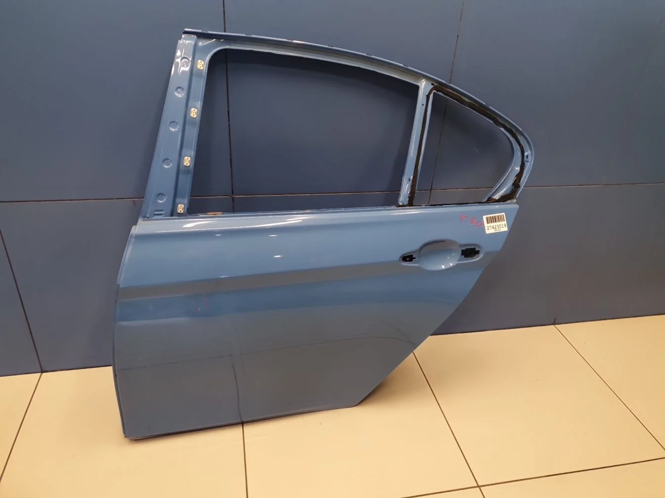 Дверь левая задняя для BMW 3 F30 2011-2018