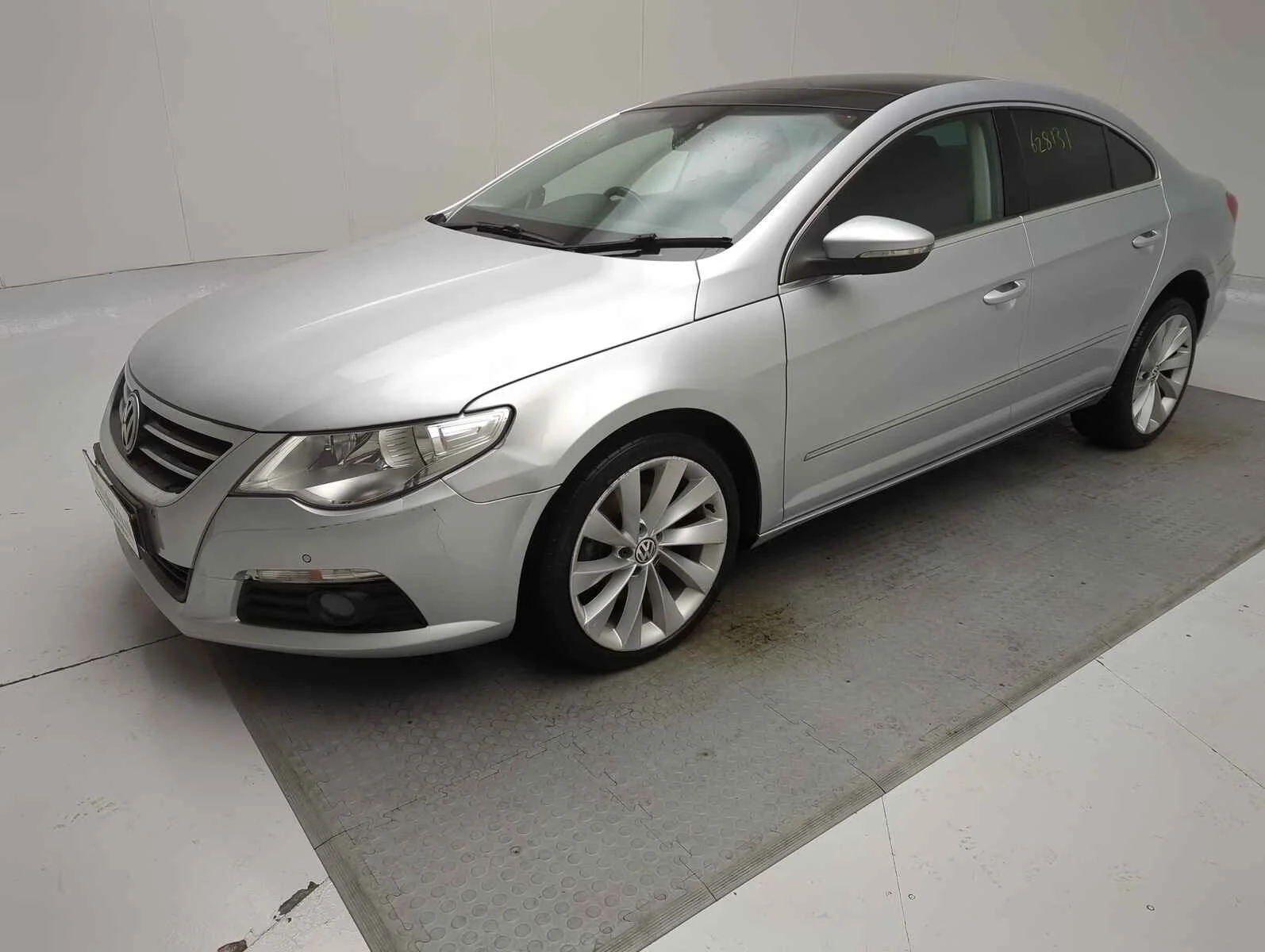 Продажа Volkswagen Passat CC 2.0D (140Hp) (CBAB) FWD AT по запчастям