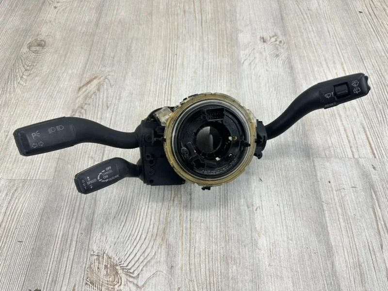 Подрулевой переключатель Audi Q7 2007-2015 4L