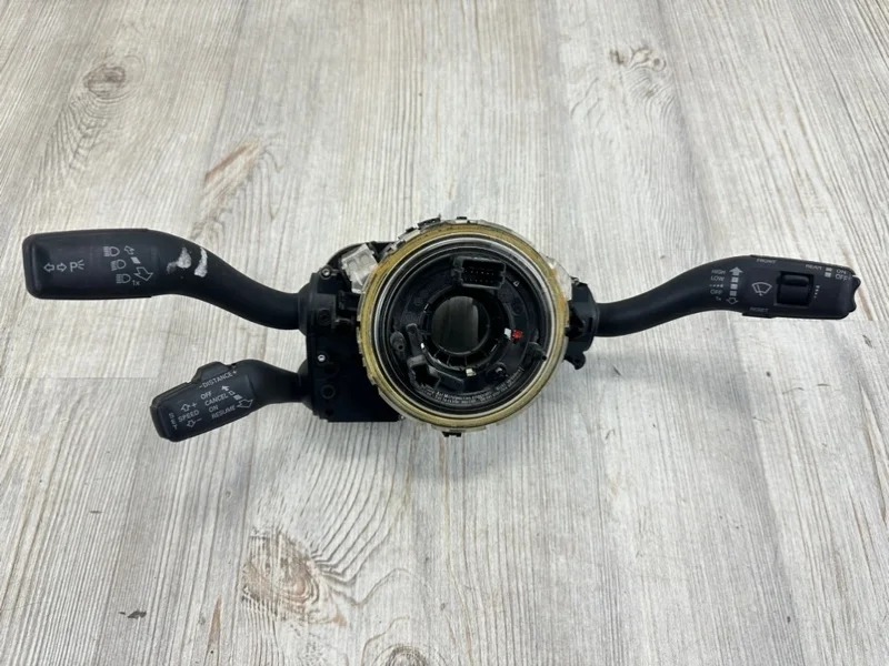 Подрулевой переключатель Audi Q7 2007-2015 4L