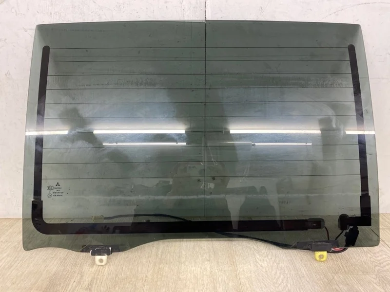 Стекло MITSUBISHI L200 2005- 2006 2007 2008 2009 2010 2011 2012 2013 2014 2015 MN146095 KB 4D56U, заднее правое