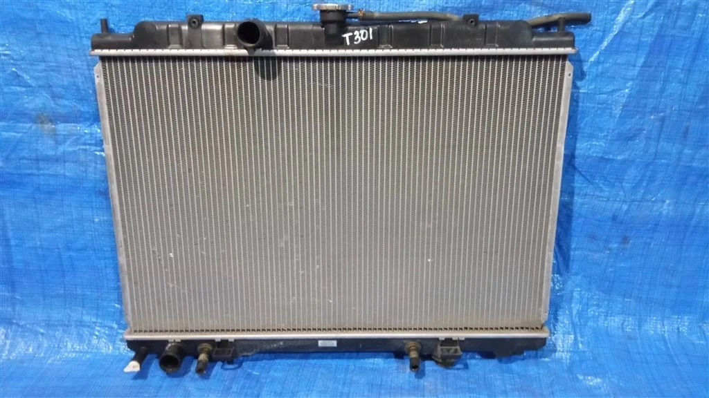 Б.у. радиатор охлаждения NISSAN X-TRAIL T30 NISSAN X-TRAIL T30