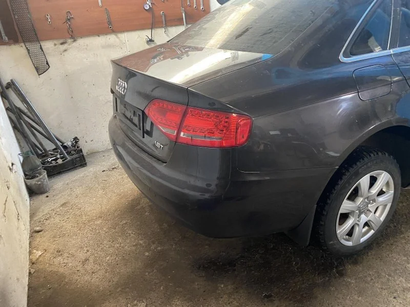 Продажа Audi A4 1.8 (160Hp) (CDHB) FWD AT по запчастям