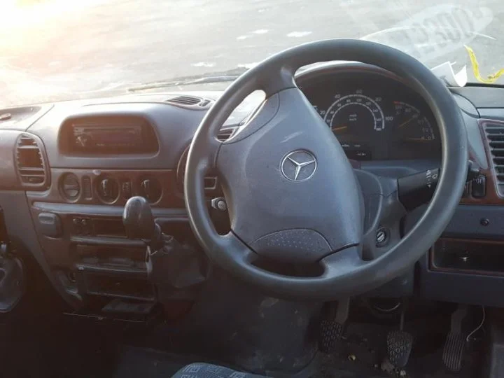 Продажа Mercedes-Benz Sprinter 2.2D (109Hp) (611.981) RWD MT по запчастям