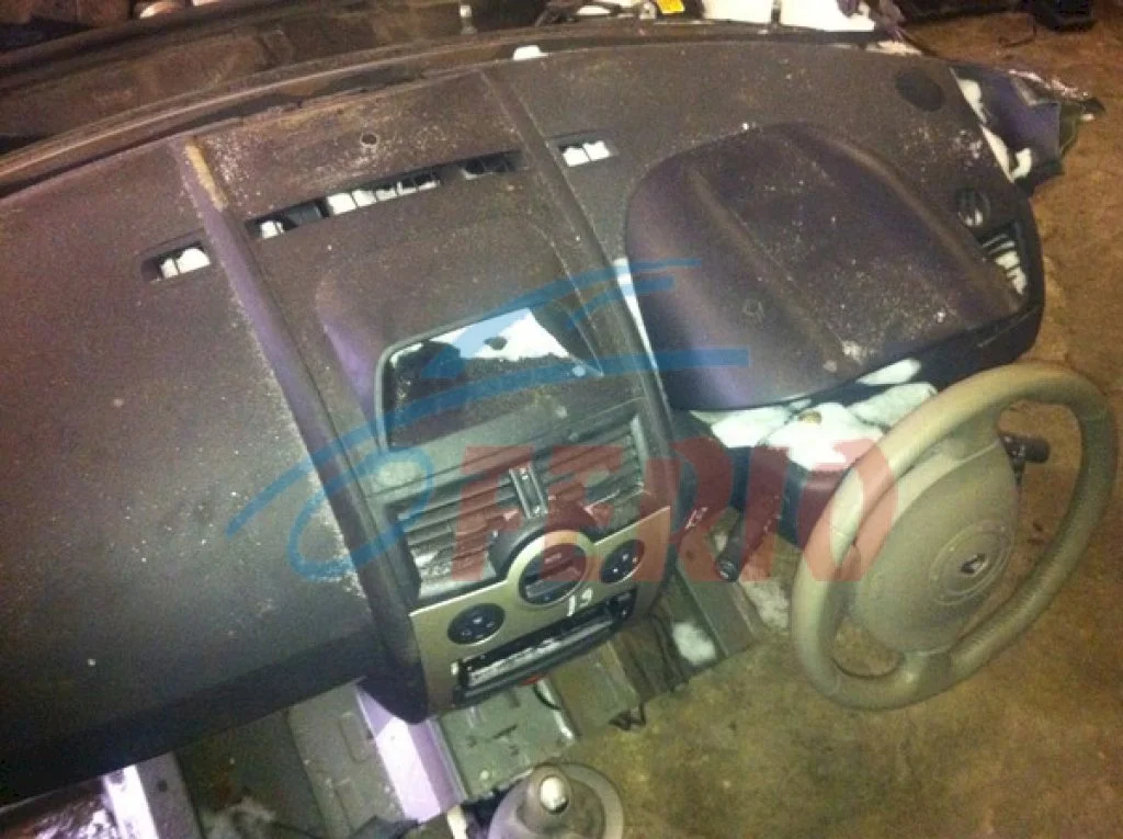 Продажа Renault Megane 1.6 (115Hp) (K4M 760) FWD MT по запчастям