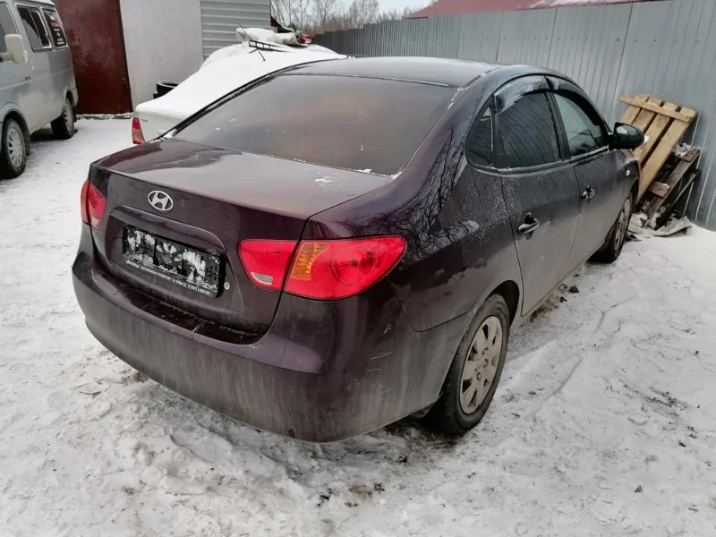 Продажа Hyundai Elantra 1.6 (123Hp) (G4FC) FWD AT по запчастям