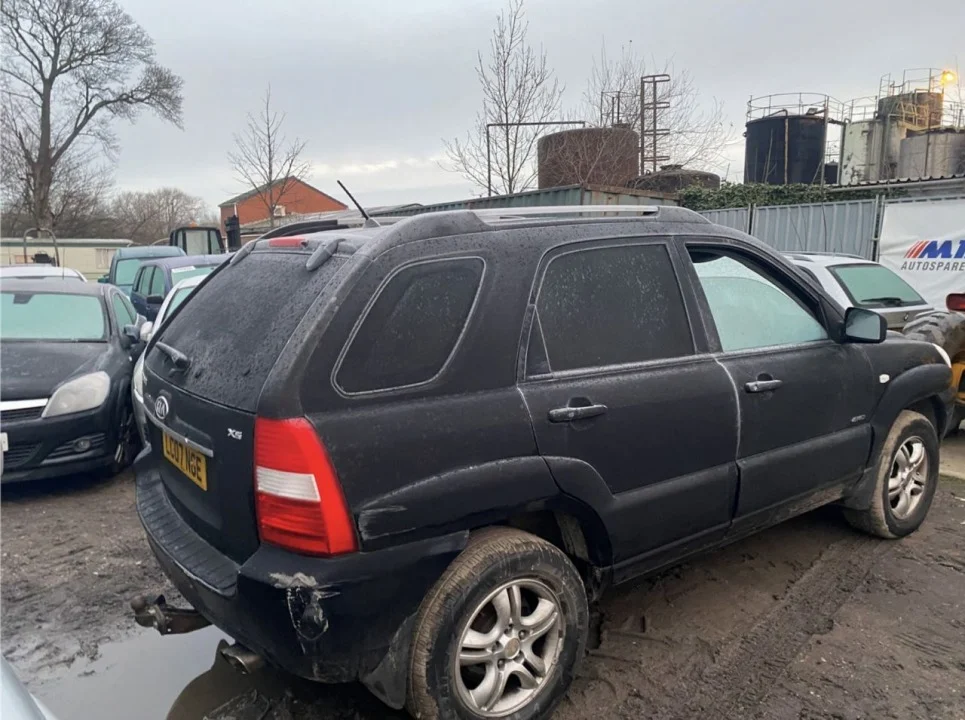 Продажа Kia Sportage 2.0 (140Hp) (G4GC) 4WD MT по запчастям