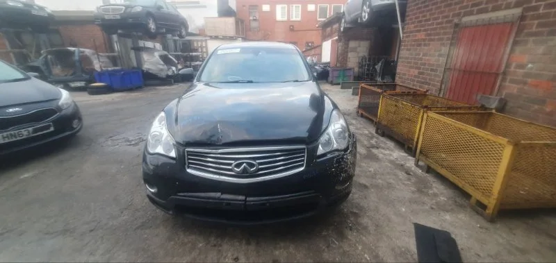 Продажа Infiniti EX 3.0D (240Hp) (V9X) 4WD AT по запчастям