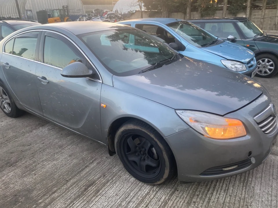 Продажа Opel Insignia 2.0D (130Hp) (A20DTJ) FWD MT по запчастям