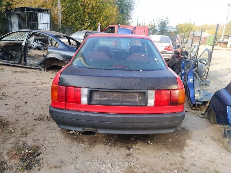 Продажа Audi 80 2.0 (113Hp) (3A) FWD MT по запчастям