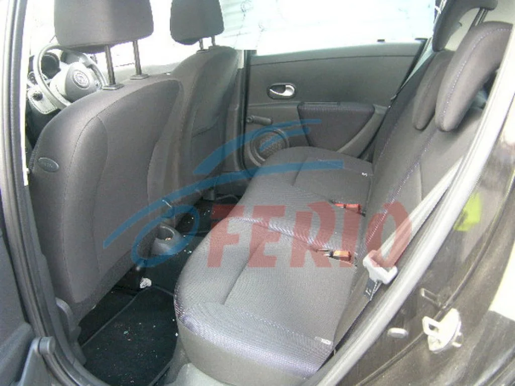 Продажа Renault Clio 1.4 (98Hp) (K4J 780) FWD MT по запчастям