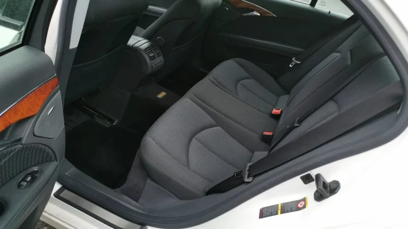 Продажа Mercedes-Benz E class 2.6 (177Hp) (112.913) RWD AT по запчастям