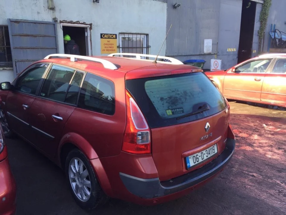 Продажа Renault Megane 1.4 (98Hp) (K4J 740) FWD MT по запчастям