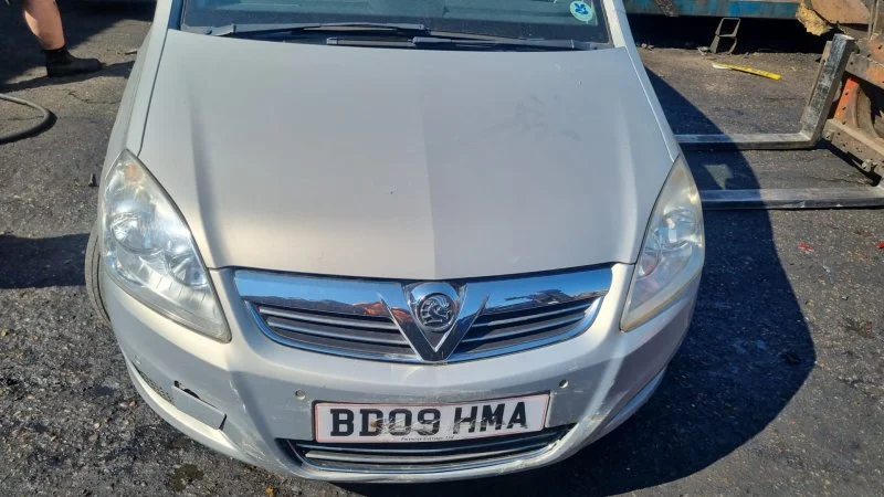 Продажа Opel Zafira 1.6 (115Hp) (Z16XER) FWD MT по запчастям