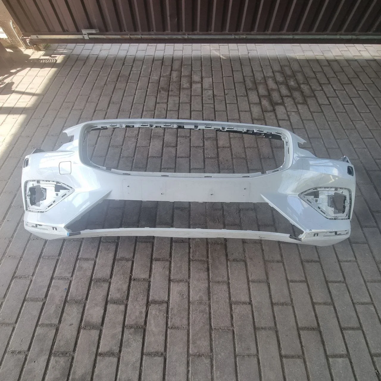31690589