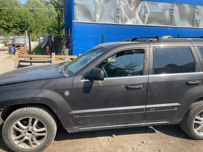 Продажа Jeep Grand Cherokee 4.7 (231Hp) (EVD) 4WD AT по запчастям