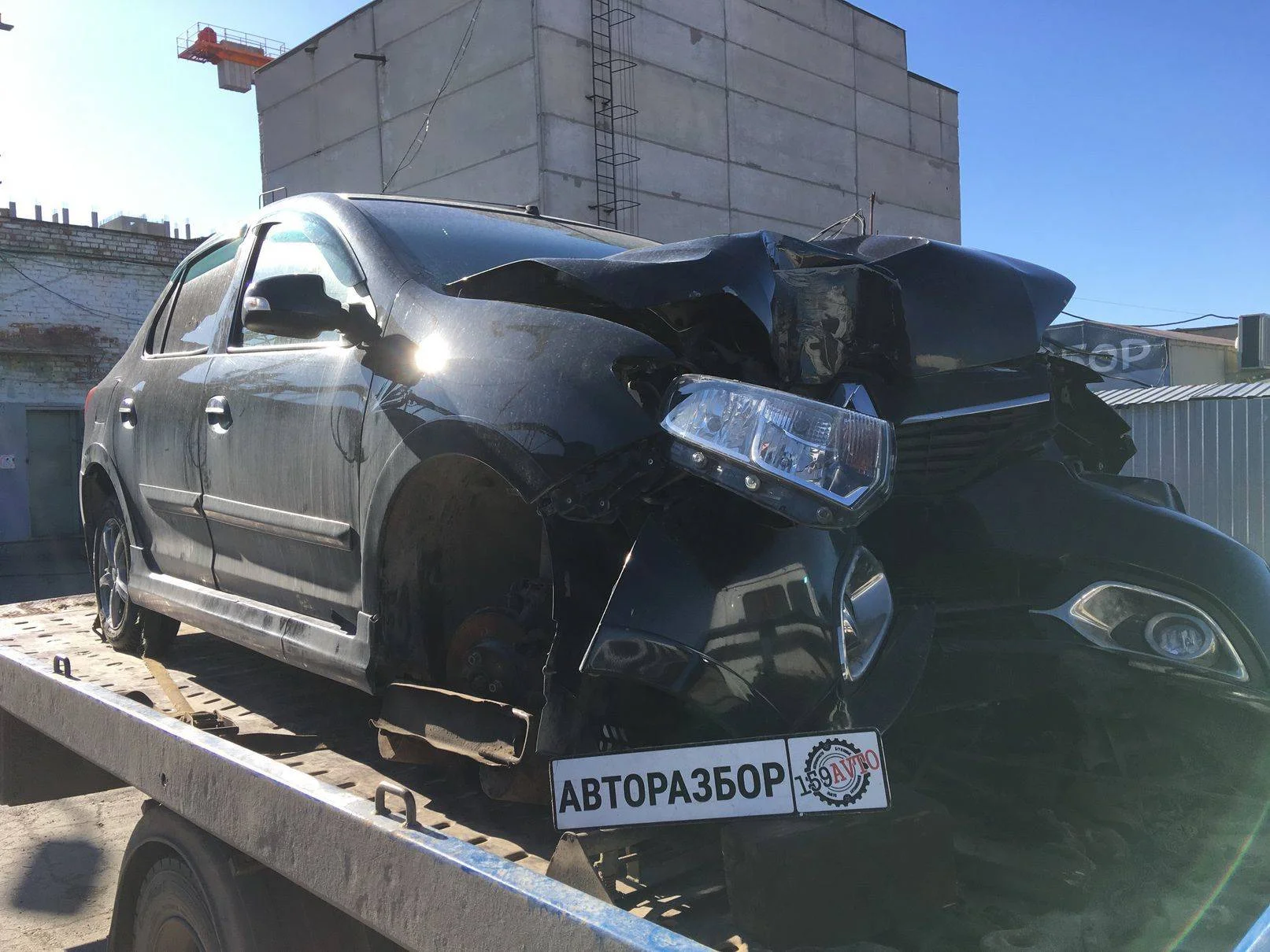 Продажа Renault Logan 1.6 (82Hp) (K7M 812) FWD MT по запчастям