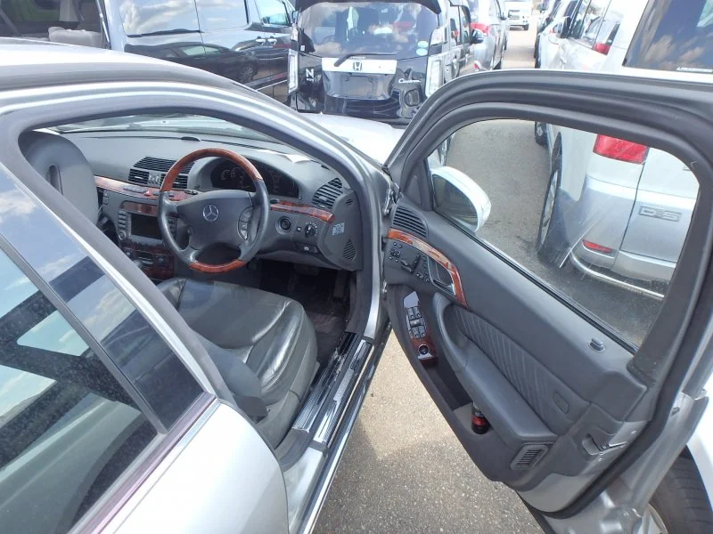 Продажа Mercedes-Benz S class 5.0 (306Hp) (113.960) RWD AT по запчастям