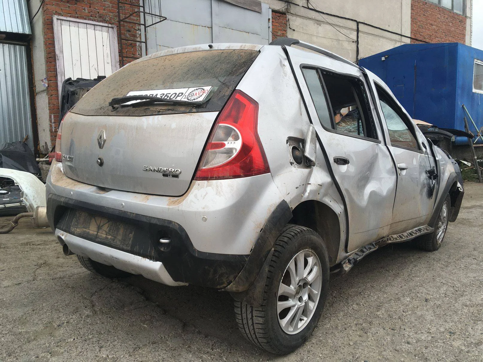 Продажа Renault Sandero Stepway 1.6 (84Hp) (K7M 710) FWD MT по запчастям