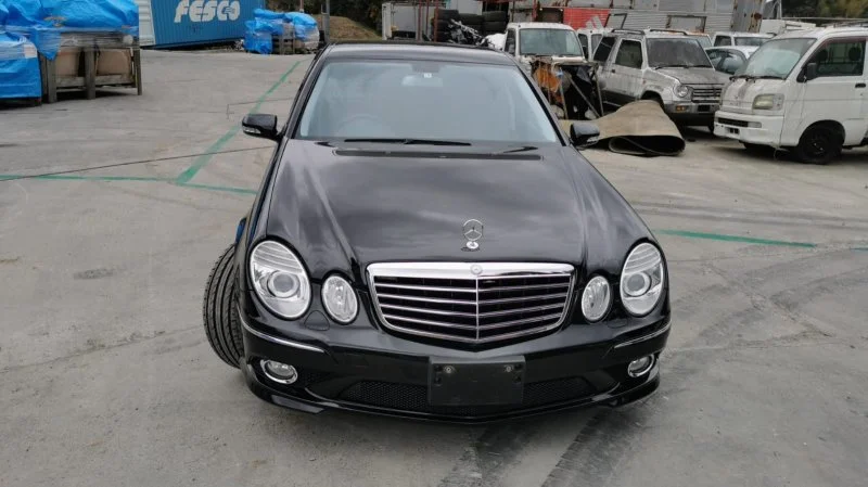 Продажа Mercedes-Benz E class 3.0 (231Hp) (272.943) RWD AT по запчастям