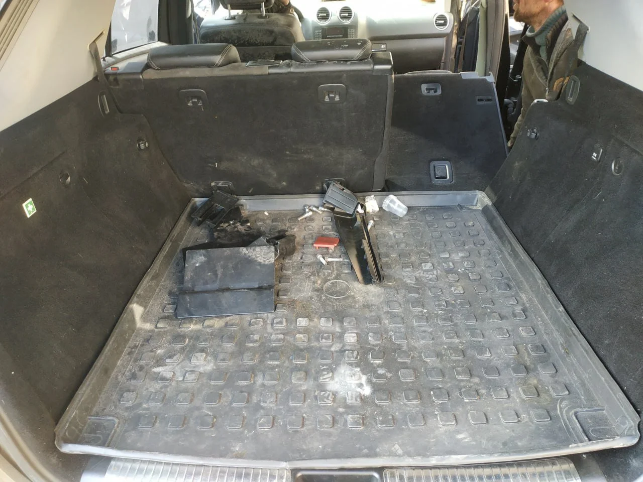 Продажа Mercedes-Benz M class 3.0D (190Hp) (642.940) 4WD AT по запчастям