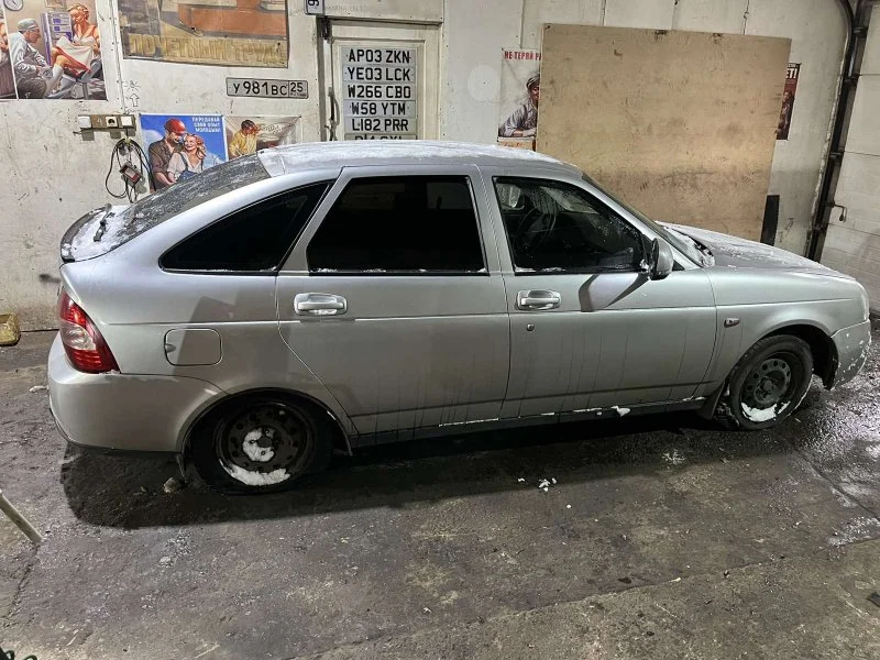 Продажа LADA Priora 1.6 (98Hp) (VAZ-21126) FWD MT по запчастям