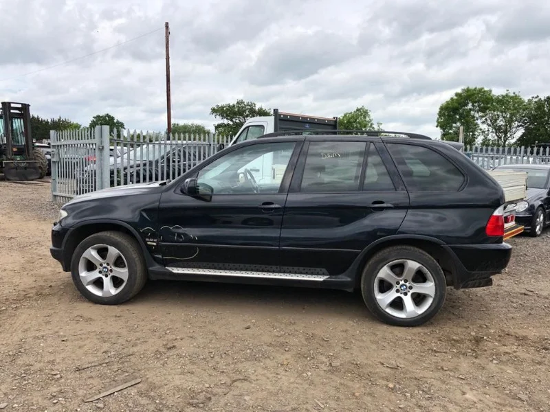 Продажа BMW X5 3.0D (218Hp) (M57D30TU) 4WD AT по запчастям