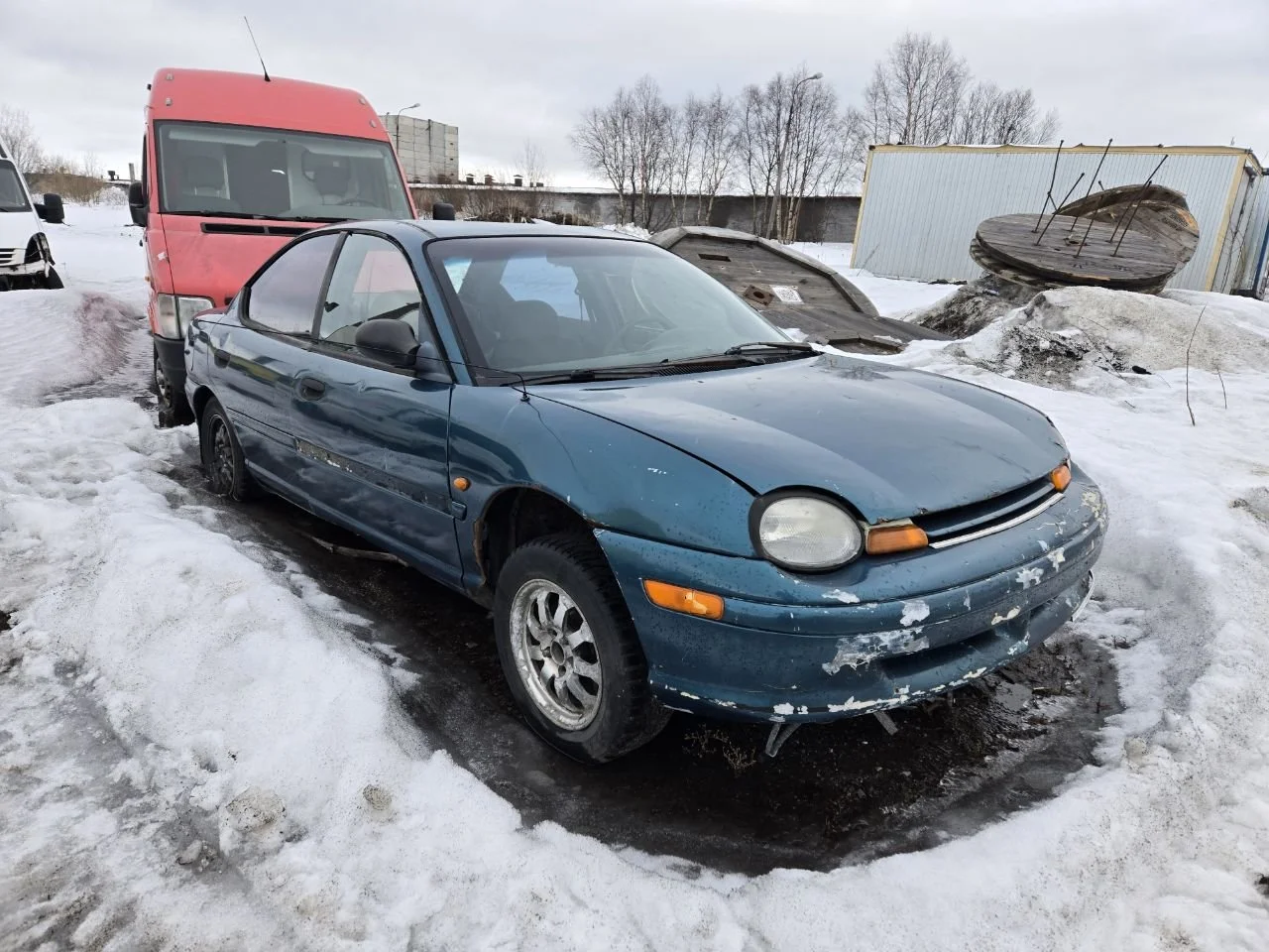Продажа Chrysler Neon 2.0 (132Hp) (A588) FWD AT по запчастям