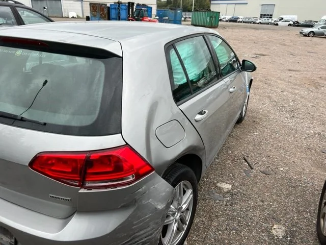 Продажа Volkswagen Golf 1.4 (122Hp) (CMBA) FWD AT по запчастям