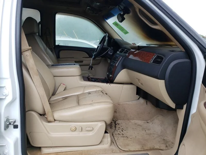 Продажа Chevrolet Tahoe 5.3 (325Hp) (LY5) RWD AT по запчастям